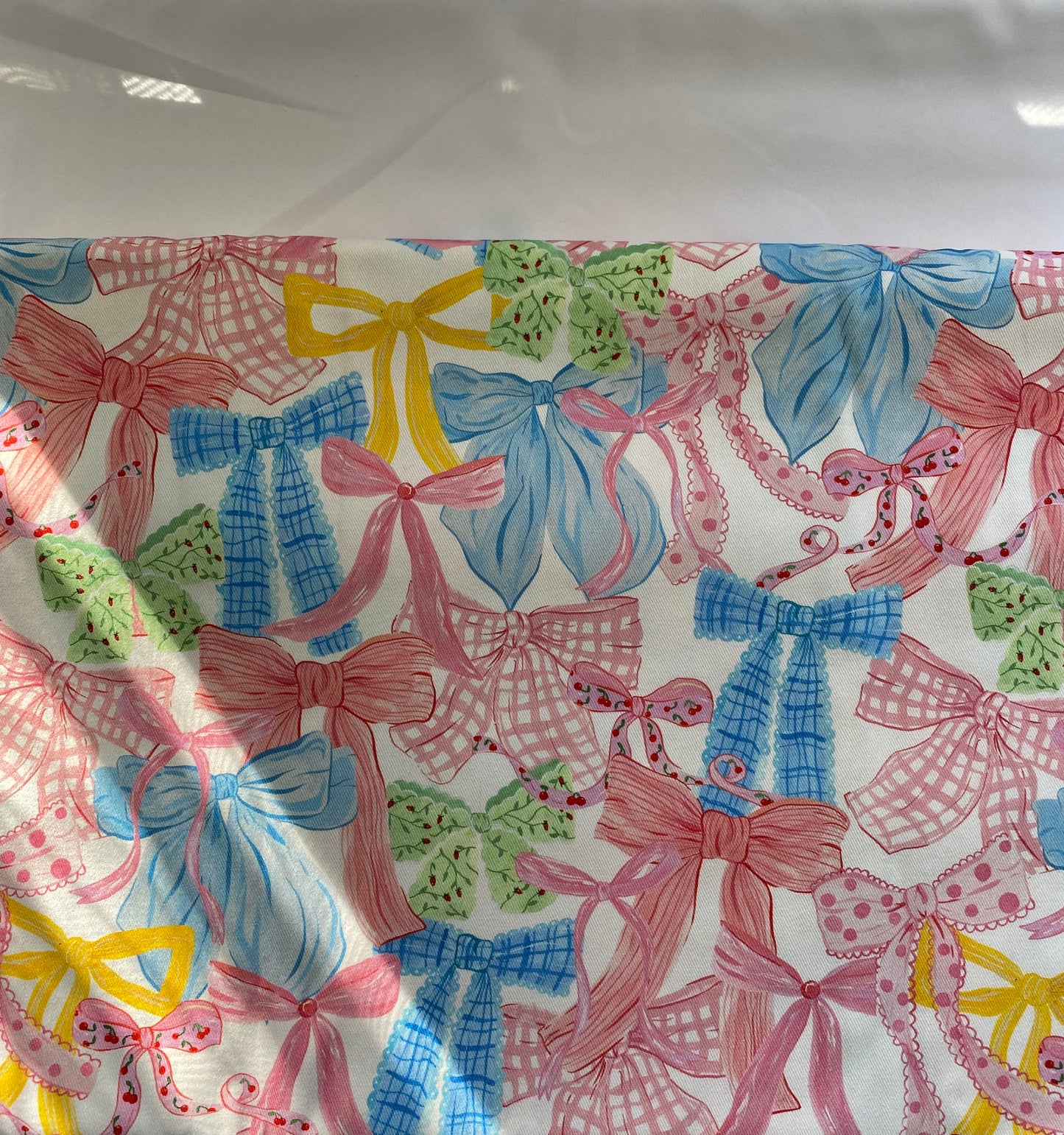 Quilted Tote Bag - Pretty Bows, white lining