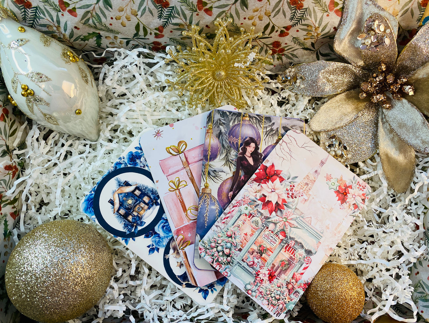 'A Bookworm's Christmas Delight' Box set - Wildflower Notebook