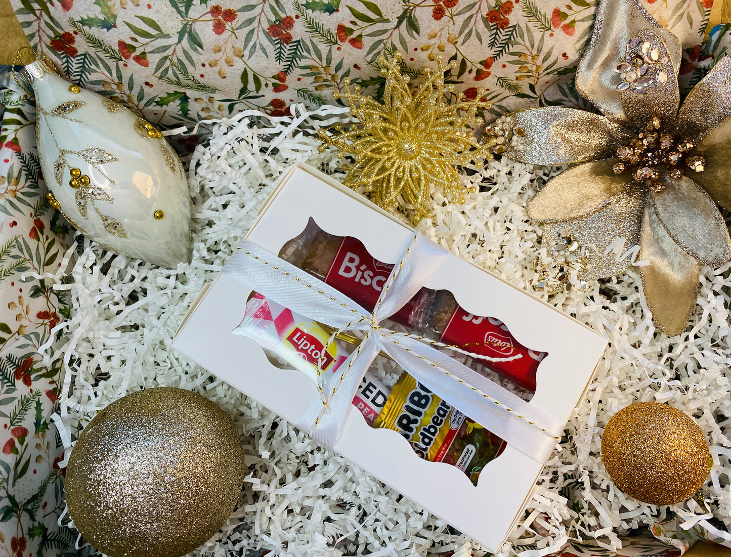 'A Bookworm's Christmas Delight' Box set - Bookish Journal
