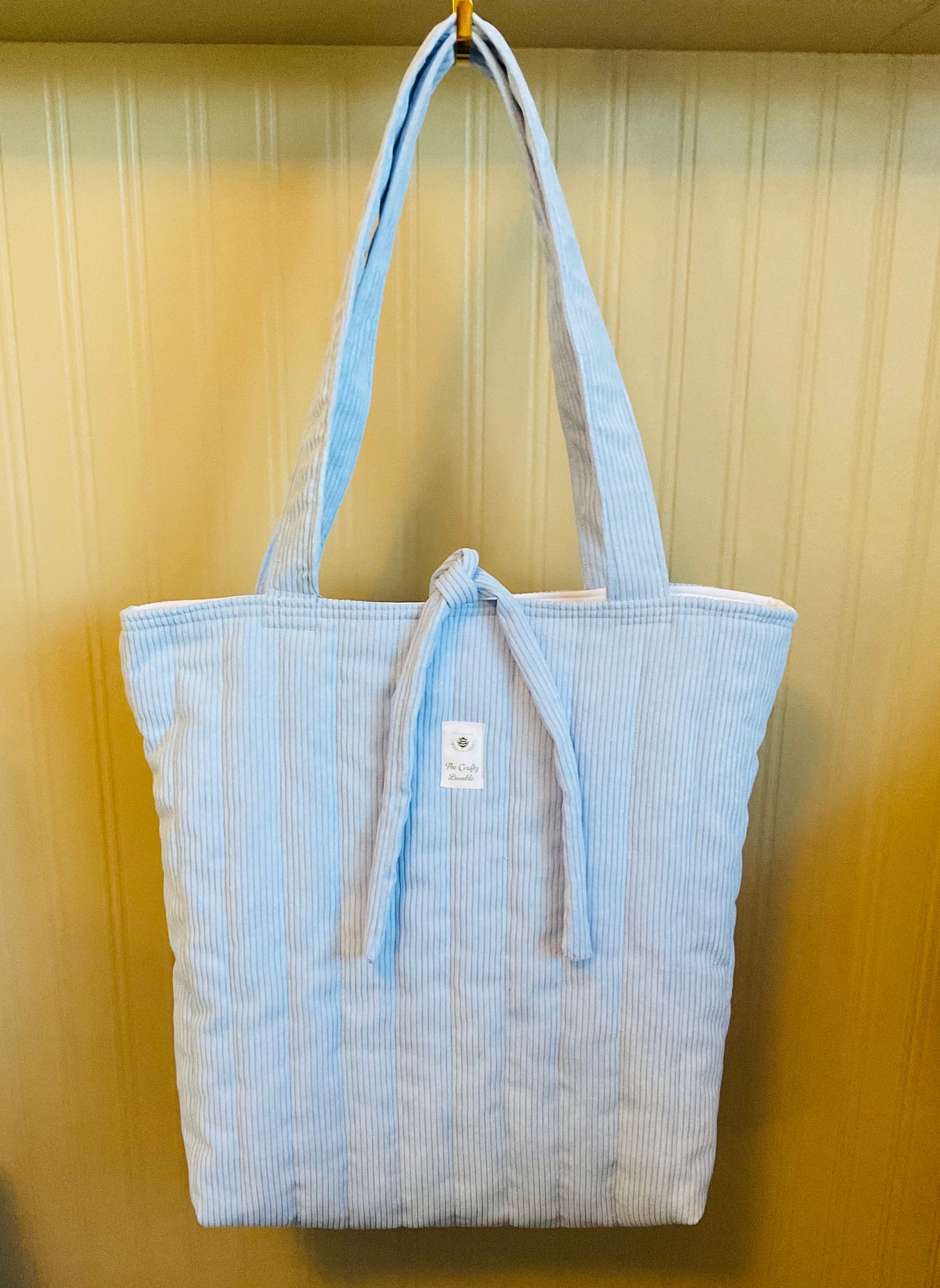 Quilted Tote Bag - Blue Spring