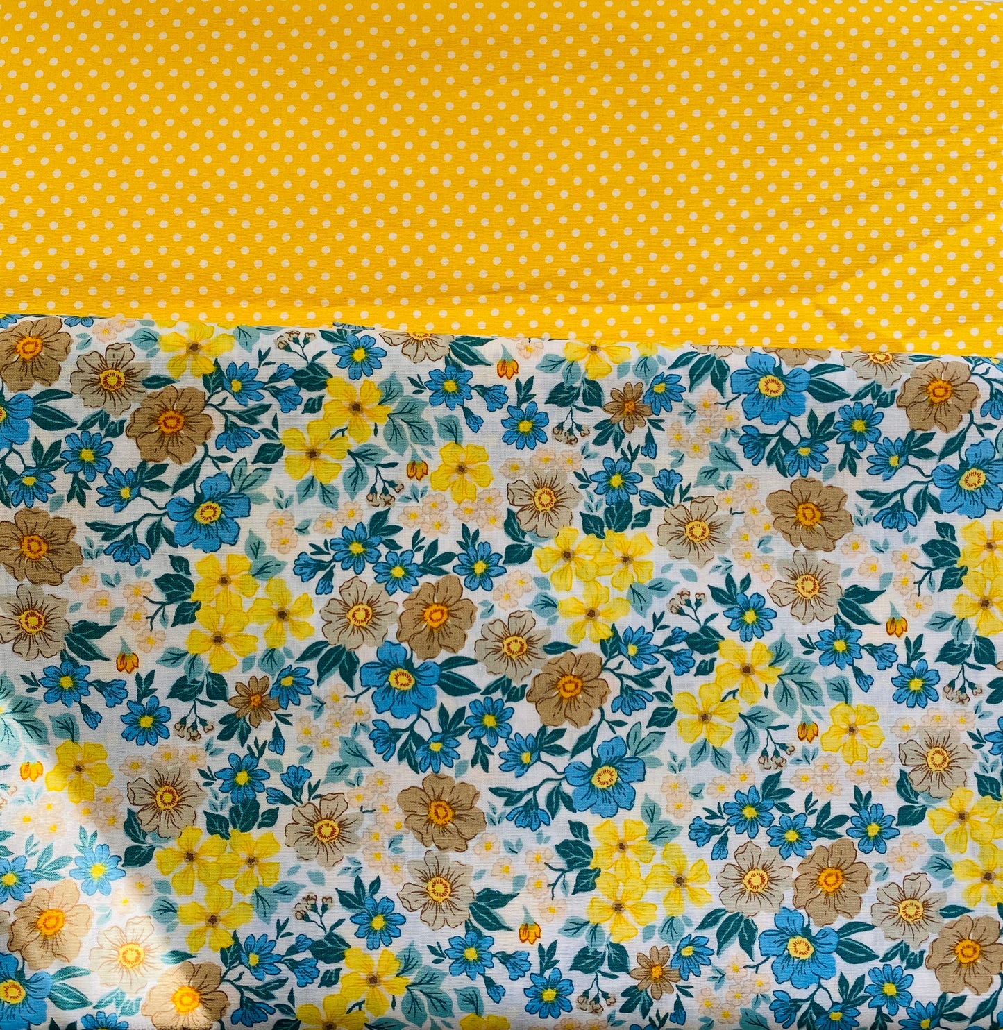 Quilted Tote Bag - Spring Bouquet, yellow polka dot