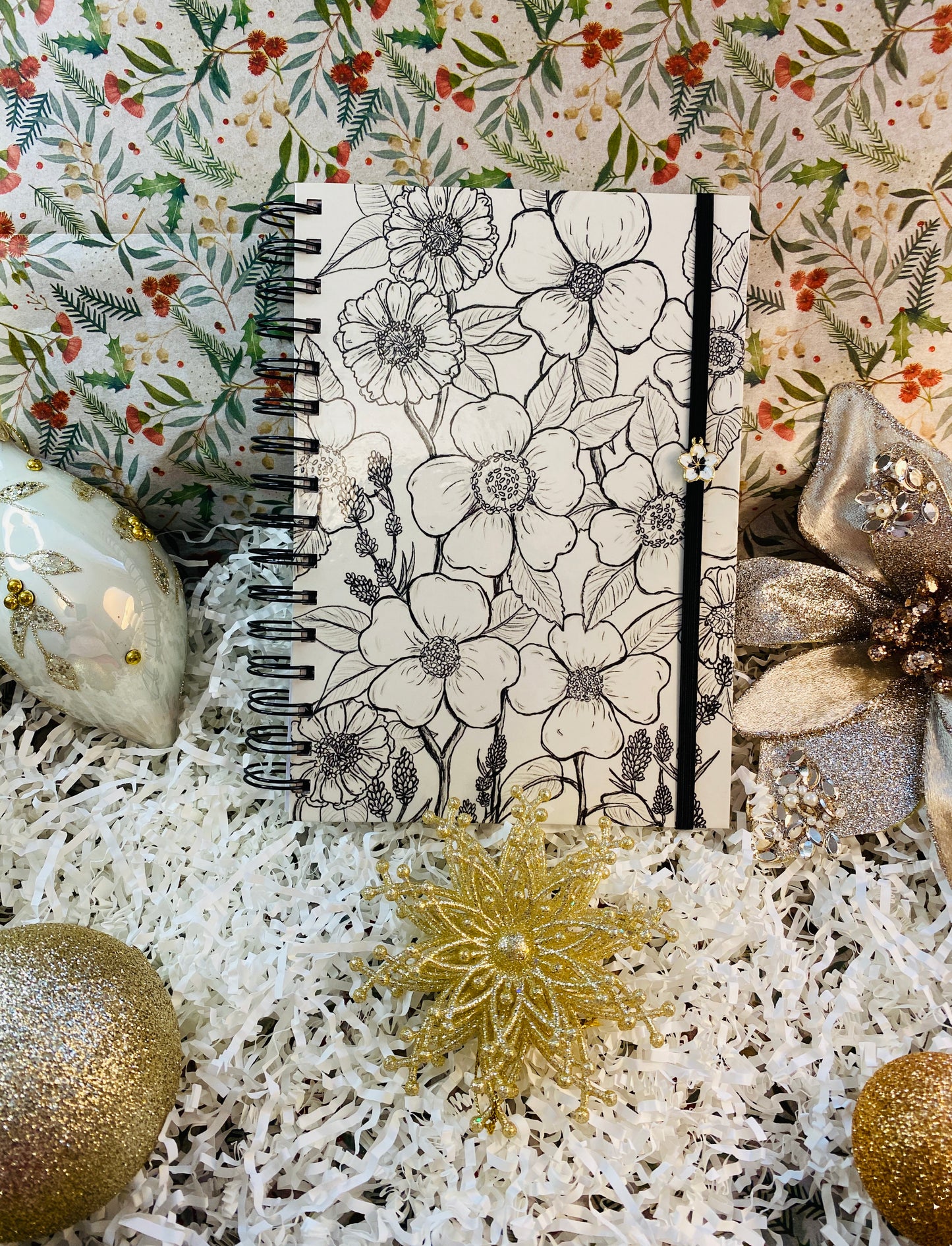 'A Bookworm's Christmas Delight' Box set - Wildflower Notebook