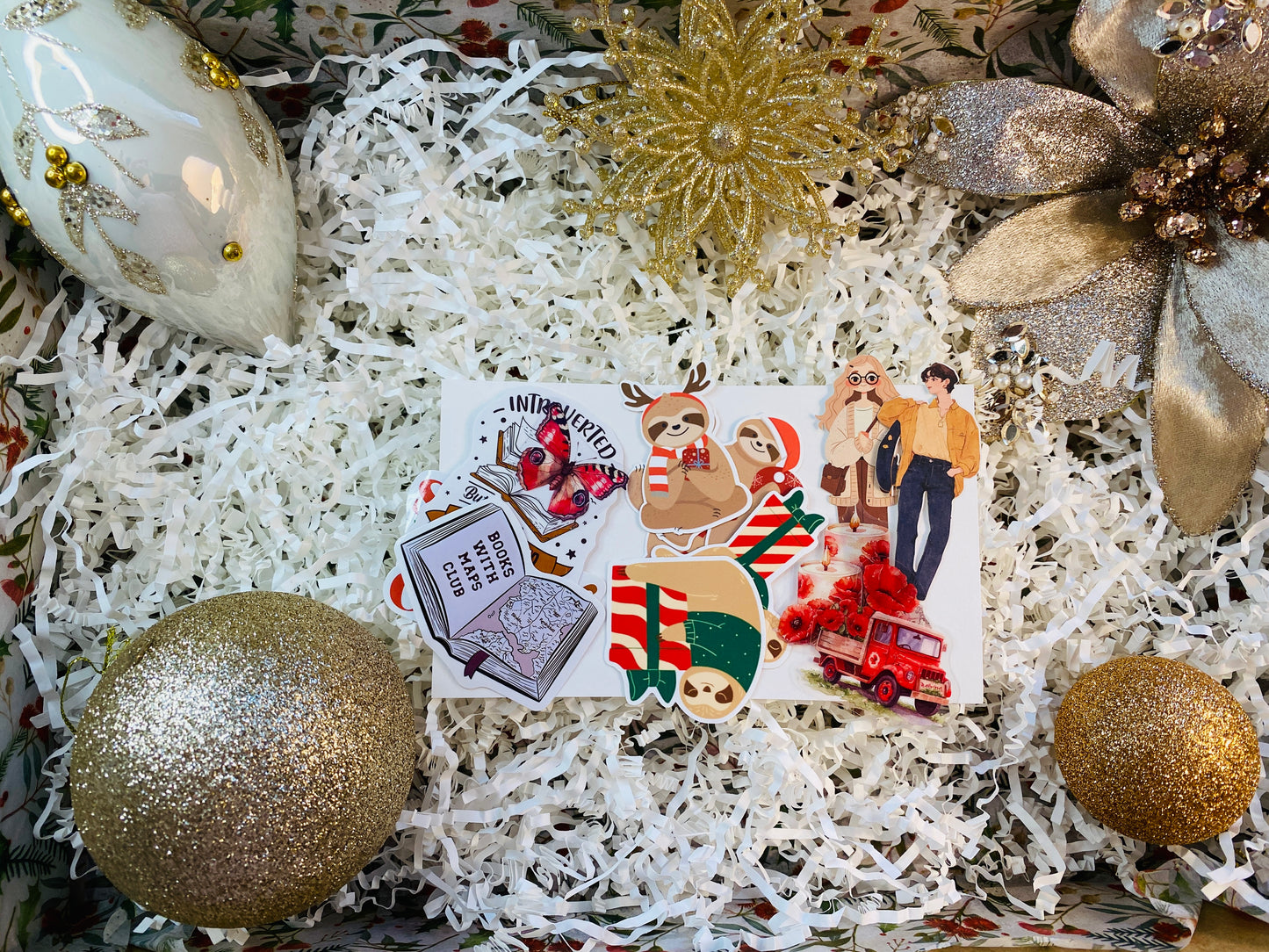 'A Bookworm's Christmas Delight' Box set - Bookish Journal